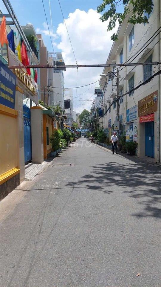 Nguyên căn HXH tiện VPCT Huỳnh Văn Bánh Phú Nhuận .