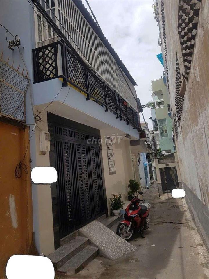 Nguyên căn cho thuê 1t 1l 2pn 2w Huỳnh Văn Bánh Phú Nhuận. 