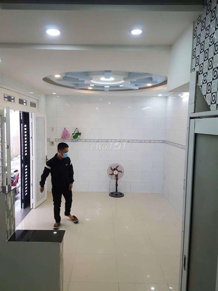 Nguyên căn cho thuê 1t 1l 2pn 2w Huỳnh Văn Bánh Phú Nhuận. 