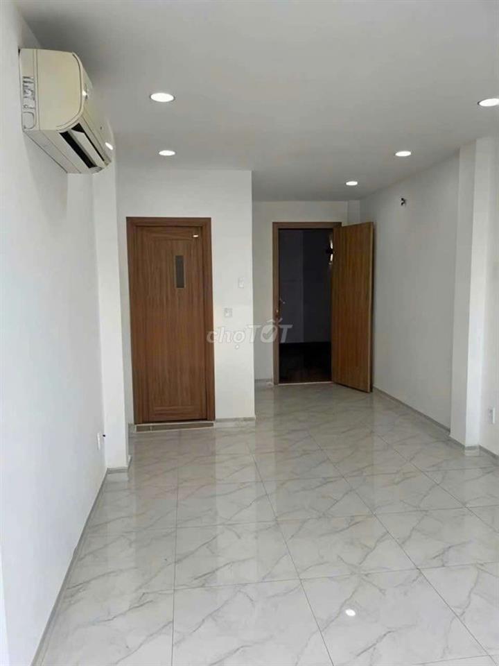 Nguyên căn mặt tiền cho thuê KD tự do đường 3/2 Quận 11.
