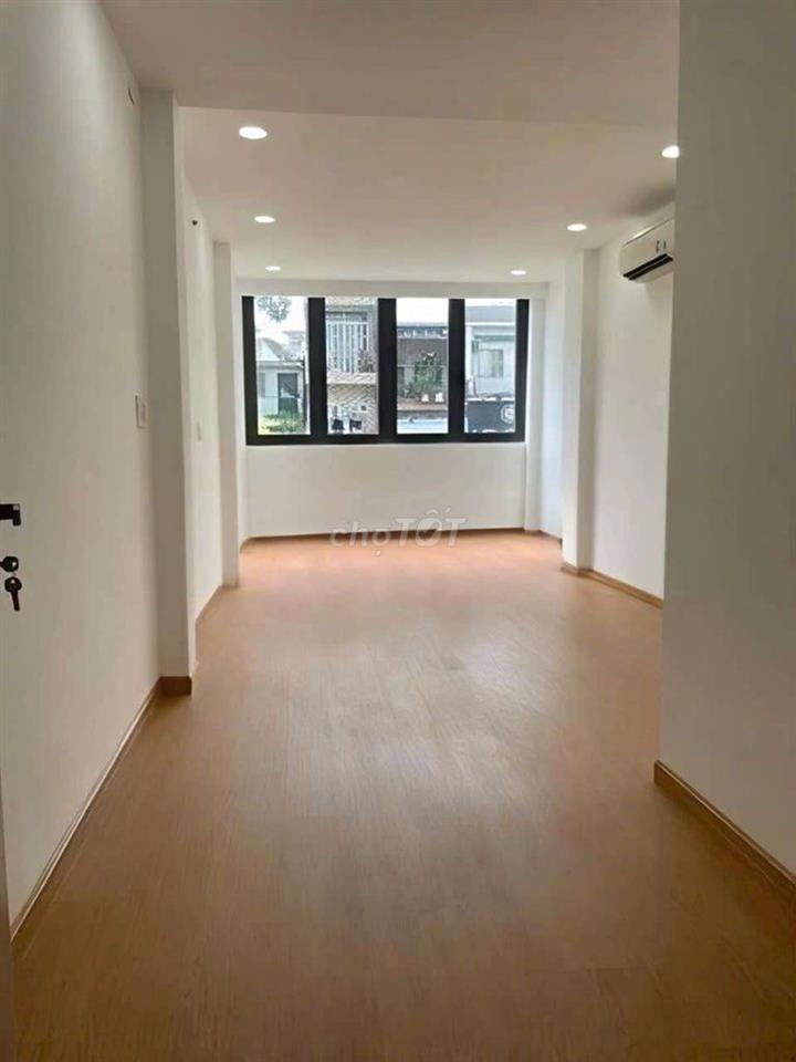 Nguyên căn mặt tiền cho thuê KD tự do đường 3/2 Quận 11.