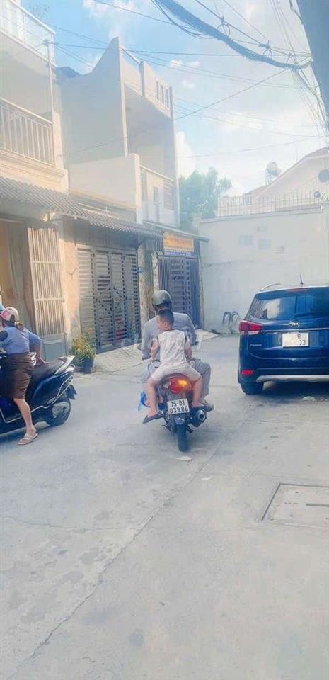 Nguyên căn hẻm 2 xe hơi cho thuê KD tự do Tô Ngọc Vân Q12. 