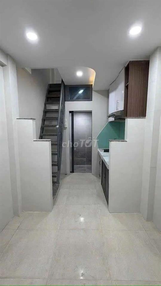 Nguyên căn cho thuê nhà mới đẹp 1t 2l Lê Hồng Phong Q10.