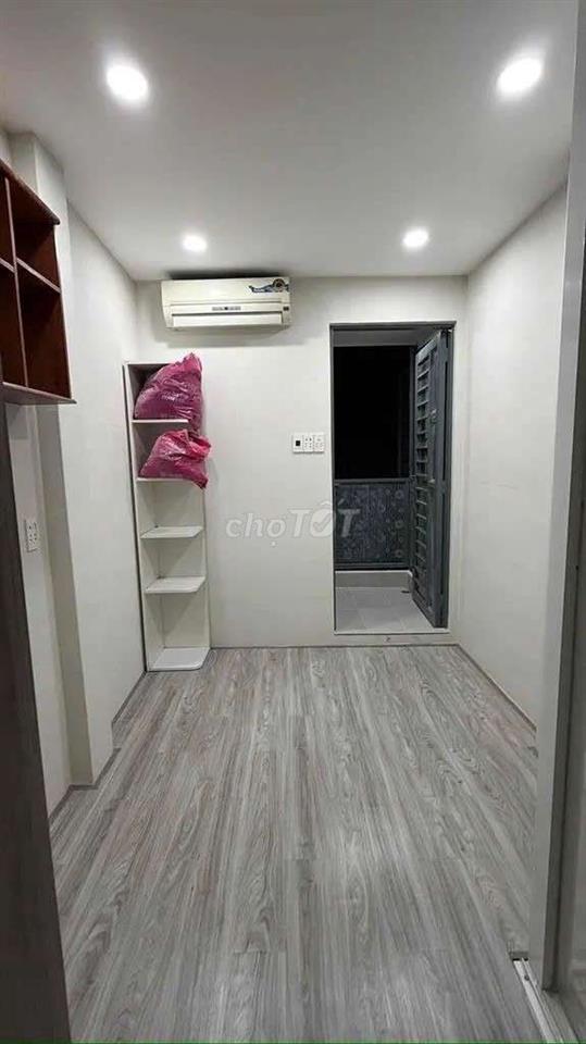 Nguyên căn cho thuê nhà mới đẹp 1t 2l Lê Hồng Phong Q10.