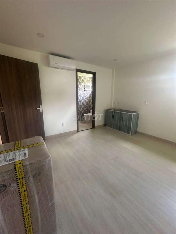 Căn hộ cho thuê mới 100% tháng máy Mai Xuân Thưởng Bình Thạnh. 