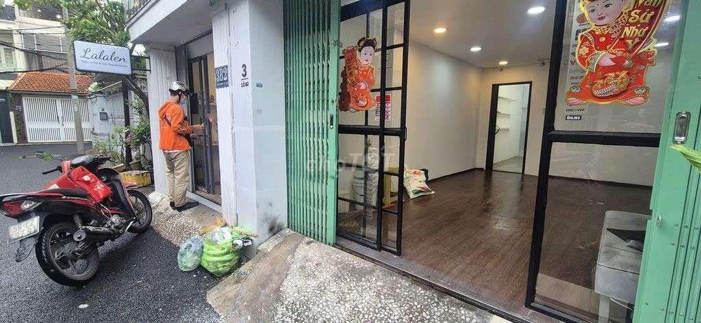 Cho thuê chung cư đường Sư Vạn Hạnh Quận 10. 