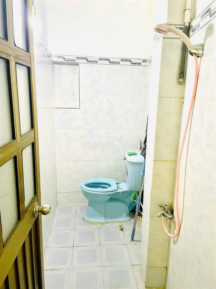 Nguyên căn cho thuê full nội thất CMT8 Quận 3. 