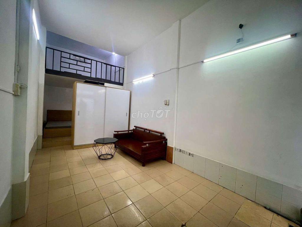 Nguyên căn HXH Nơ Trang Long KD tự do. 