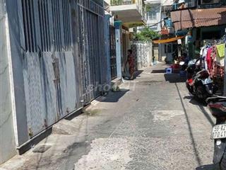 Nguyên căn cho thuê 1t 2l 3pn Võ Văn Kiệt Quận 1. 