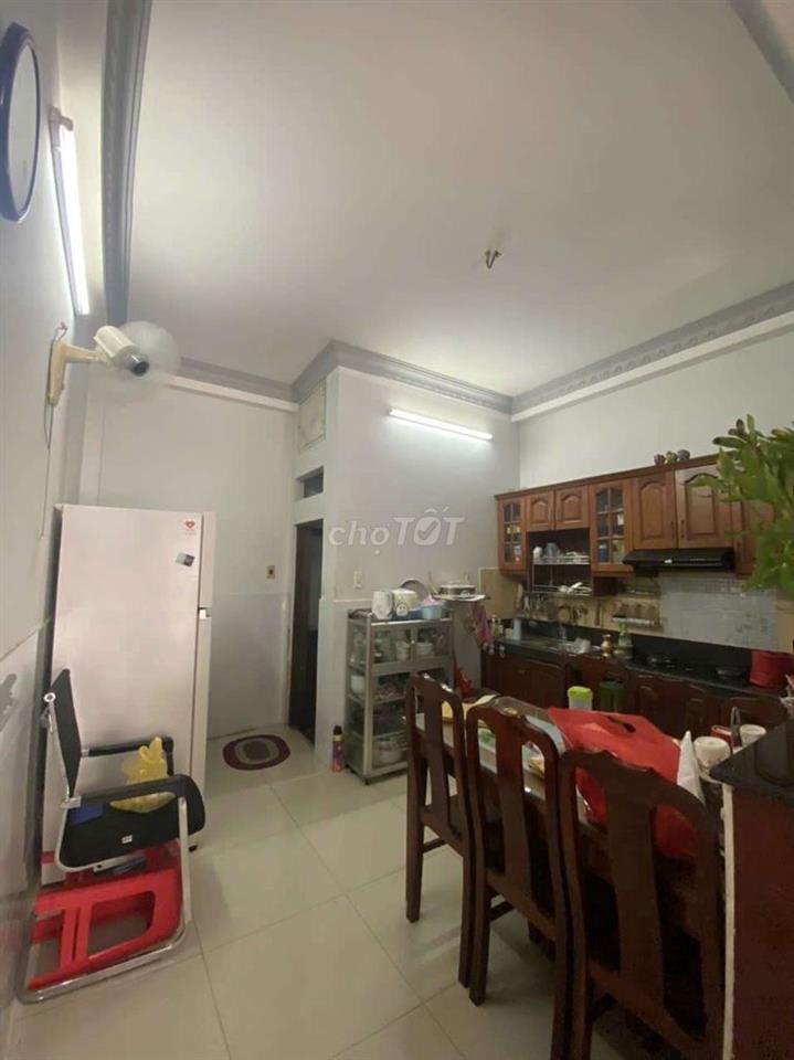 Nguyên căn cho thuê HXT Phan Huy Ích KD tự do.  
