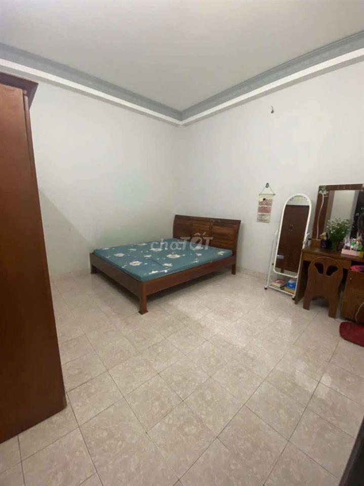 Nguyên căn cho thuê HXT Phan Huy Ích KD tự do.  