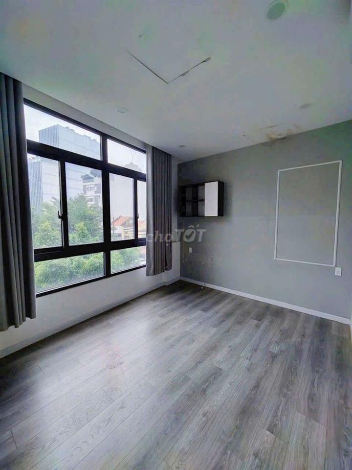 Mặt tiền Trần Hữu Trang KD tự do Phú Nhuận. 