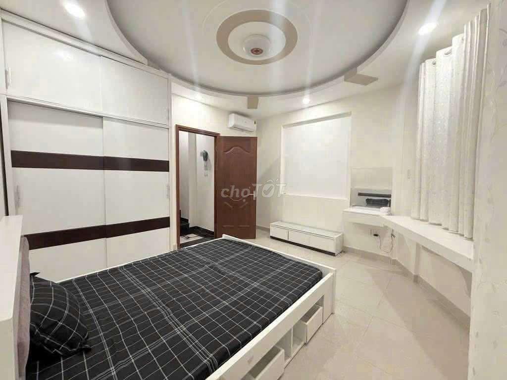 Nguyên căn HXH, 4pn, 5w, KD tự do Đoàn Thị Điểm Phú Nhuận. 