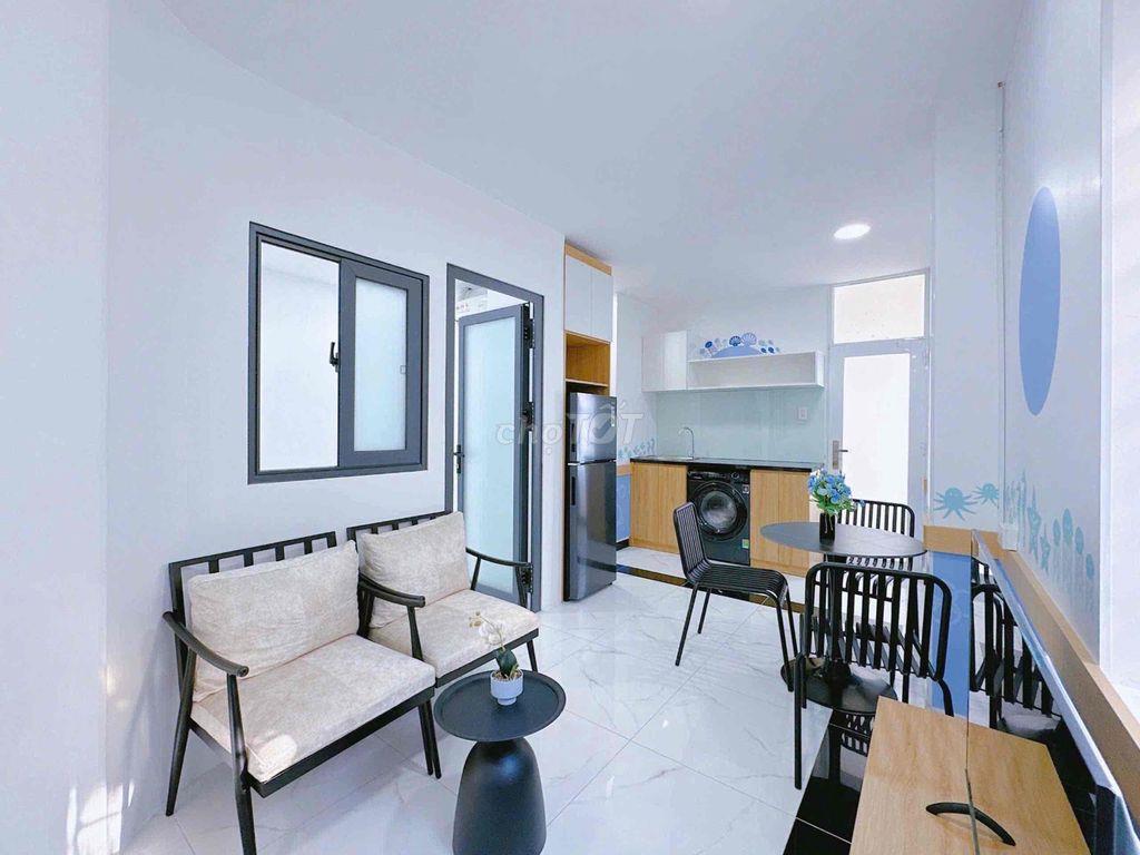 Căn Hộ 3 Phòng Ngủ Full Nội Thất Nằm Ngay Mặt Tiền Nguyễn Xí Gần Vicom