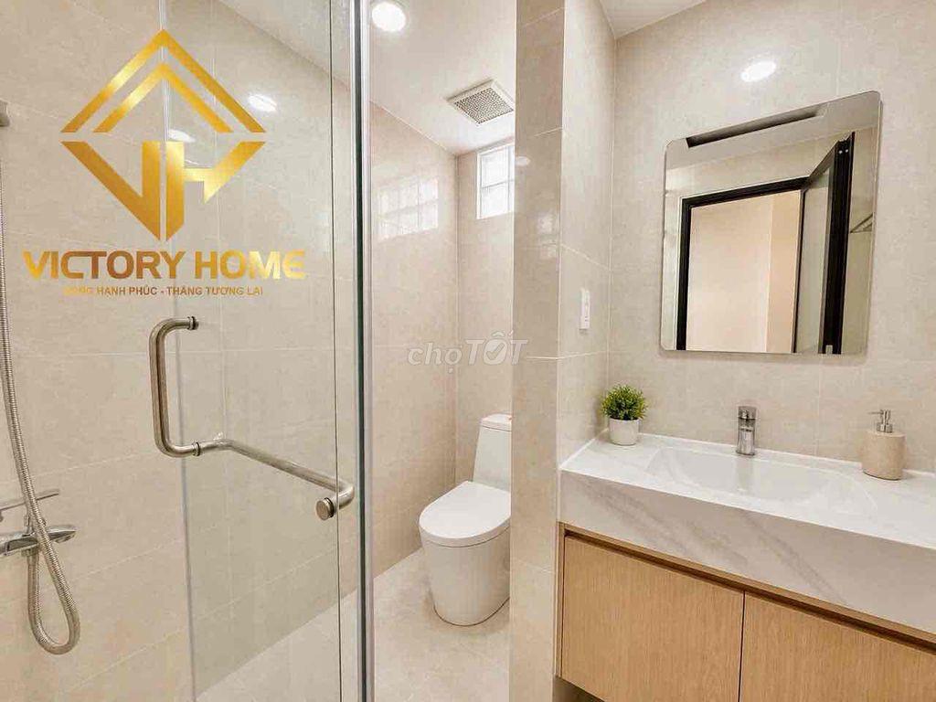 Studio cửa sổ to - Ung Văn Khiêm - Hutech- Metro