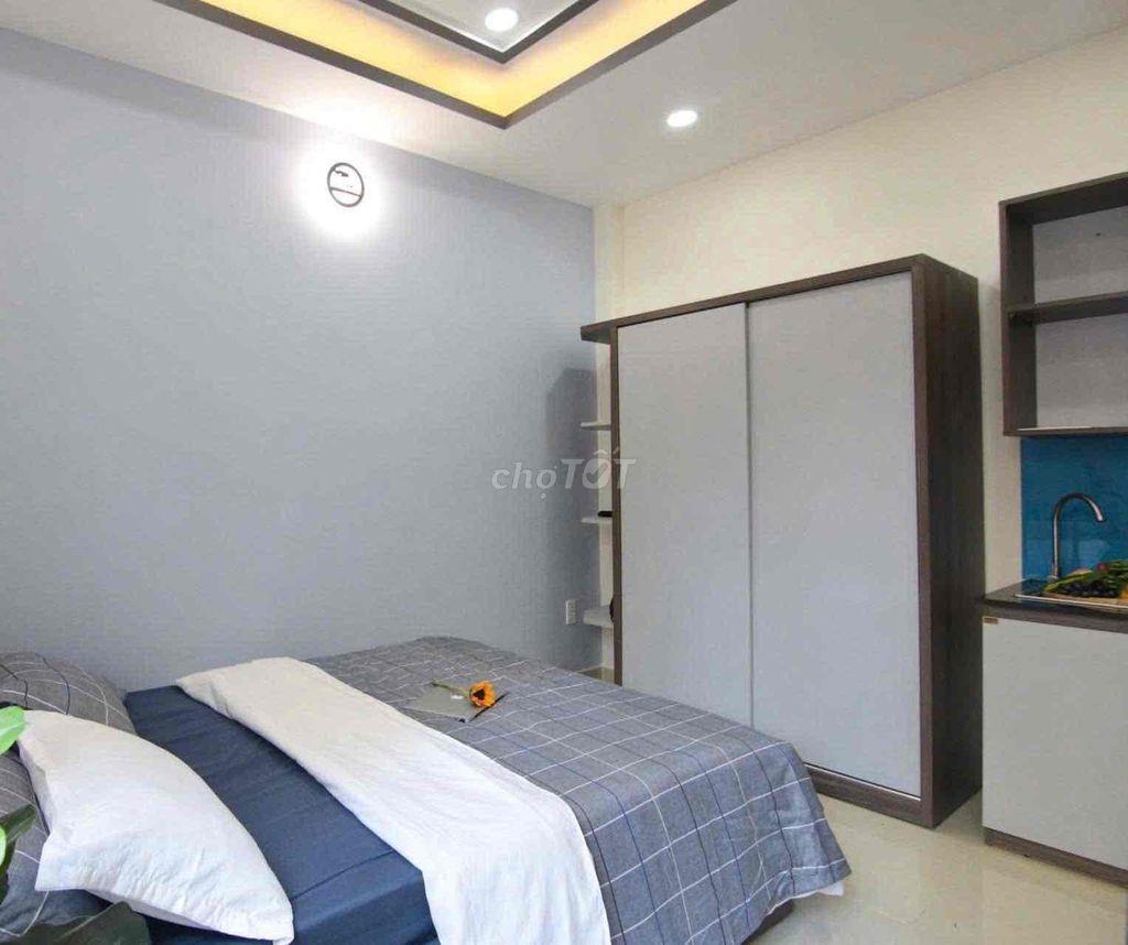 Căn Studio cửa sổ trời sáng Ngay Phan Xích Long