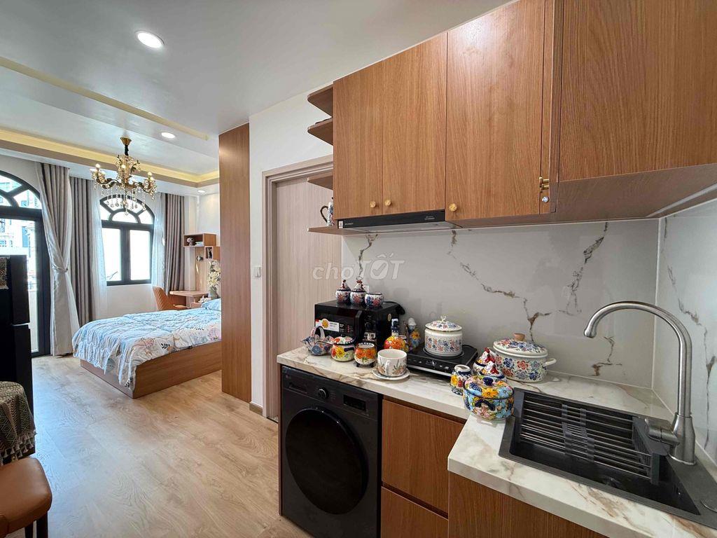 STUDIO BAN CÔNG SANG XỊN MỊN GẦN TRUNG TÂM