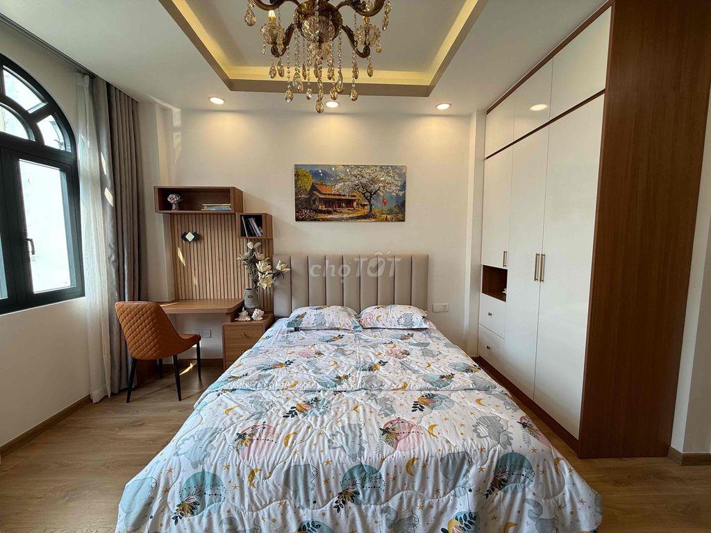 STUDIO BAN CÔNG SANG XỊN MỊN GẦN TRUNG TÂM