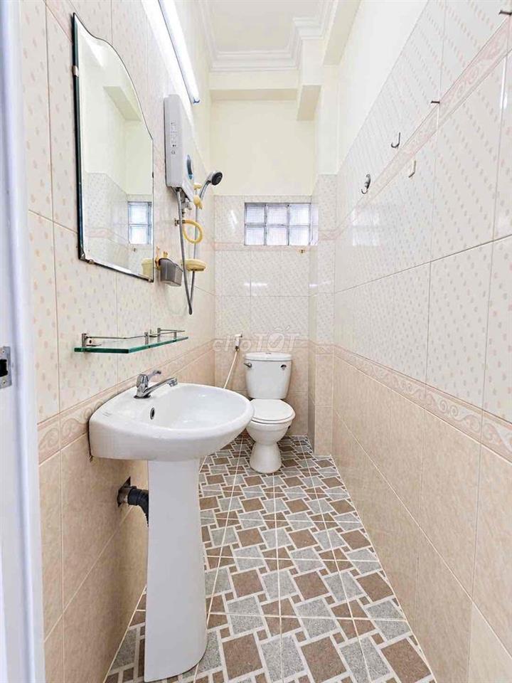 DUPLEX RỘNG SẠCH THÔNG THOÁNG GẦN CV GIA ĐỊNH