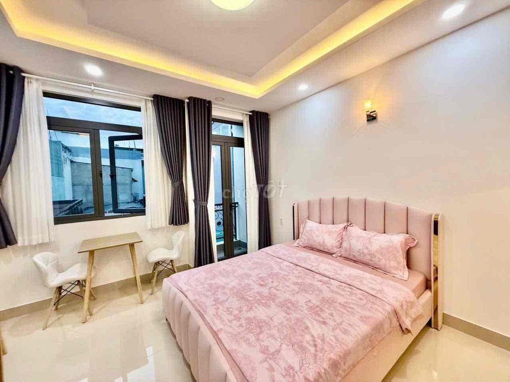 STUDIO BAN CÔNG GIÁP Q1,Q3 - 5 PHUT DI CHUYỂN