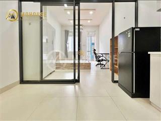 🏡 Cho Thuê CH 1PN Gần Hàng Xanh - Ban Công Riêng - Tách Bếp 40m²