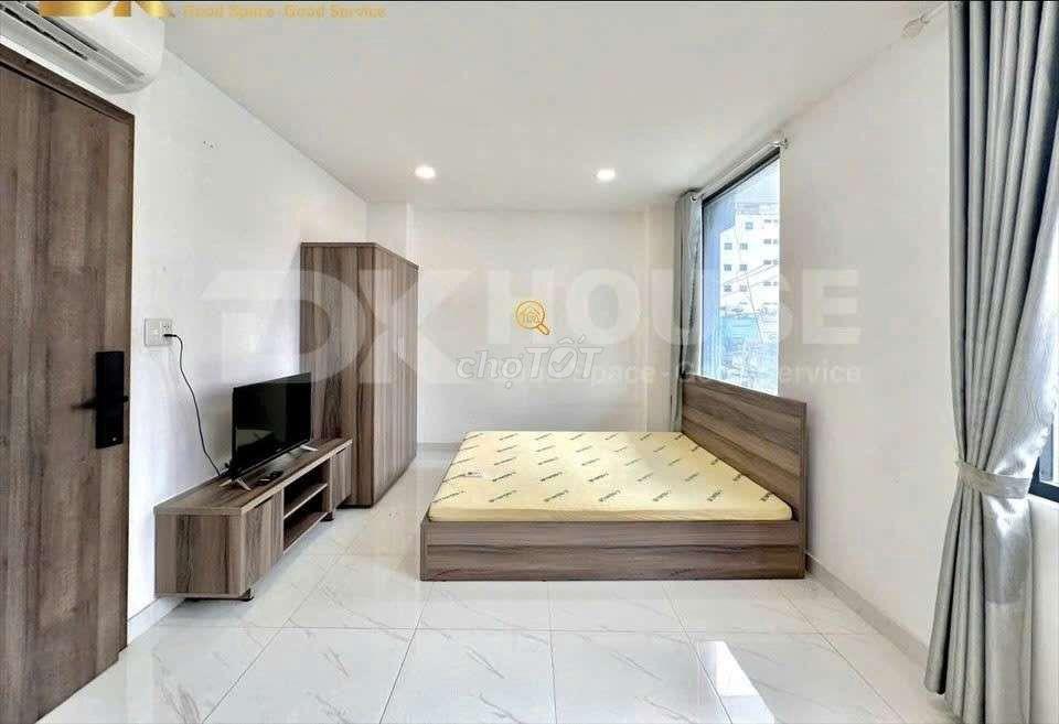🏙️ Studio Mặt Tiền Đường • Cửa Sổ Trời Lớn • Full Nội Thất • Thang Máy