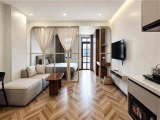 Căn hộ ban công tách bếp full nội thất