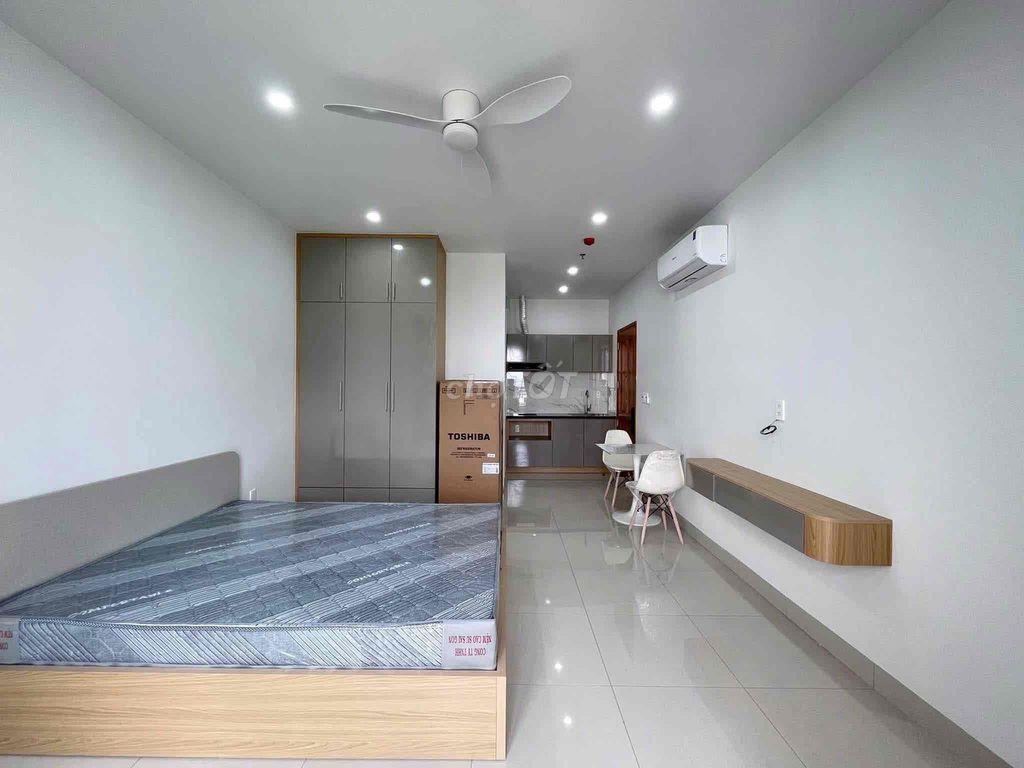 Studio Ban Công Mới Sát Bên Học Viện Cán Bộ