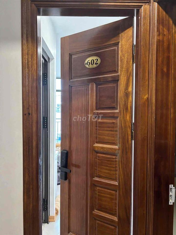 Studio Ban Công Mini Tiện Đi UTH - HVCB - VLU