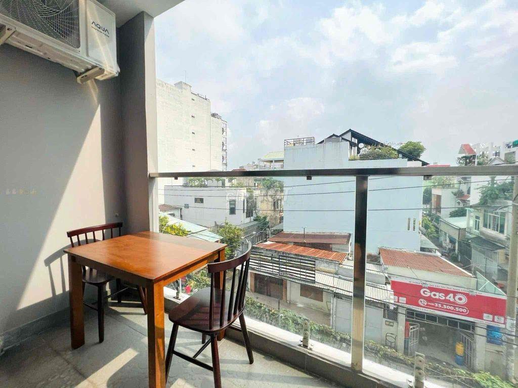 Studio Ban Công Tiện đi Hutech - UTH - VLU