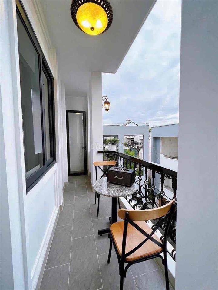 Căn Hộ Balcon Mini Tiện Đi VLU - FTU - UTH