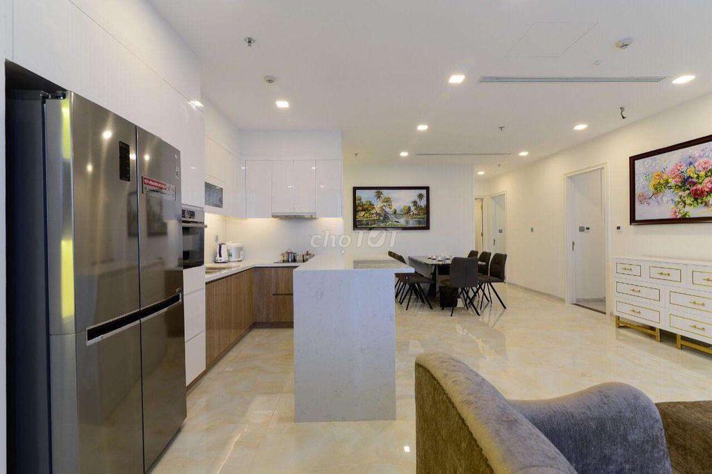 Cho thuê căn hộ 120m2 3PN The Gold View Bến Vân Đồn Q4