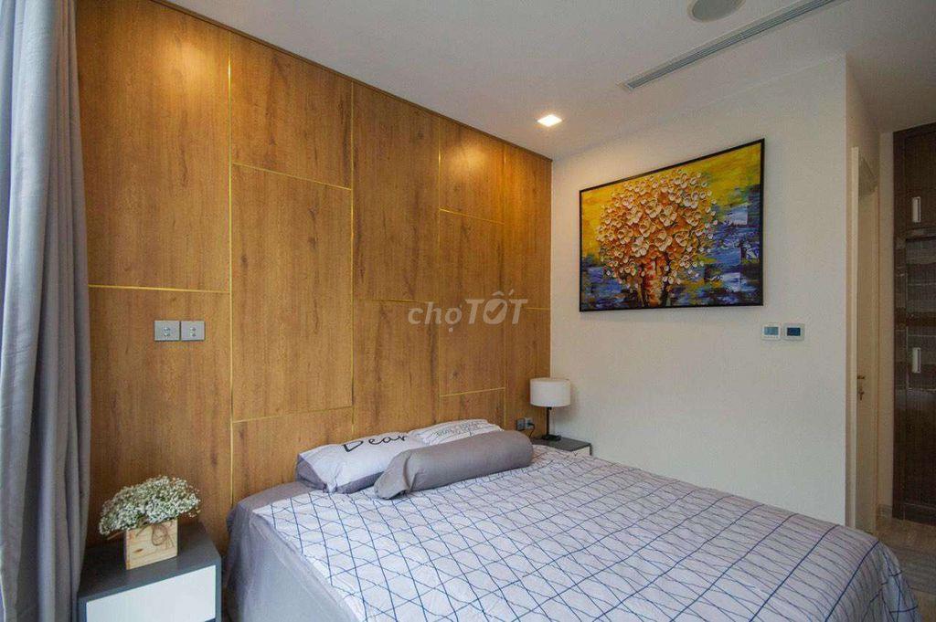 Căn hộ 90m2 2PN The Gold View Bến Vân Đồn