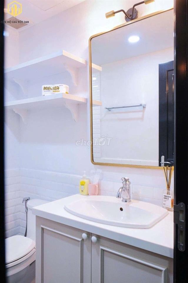 Căn hộ 90m2 2PN The Gold View Bến Vân Đồn