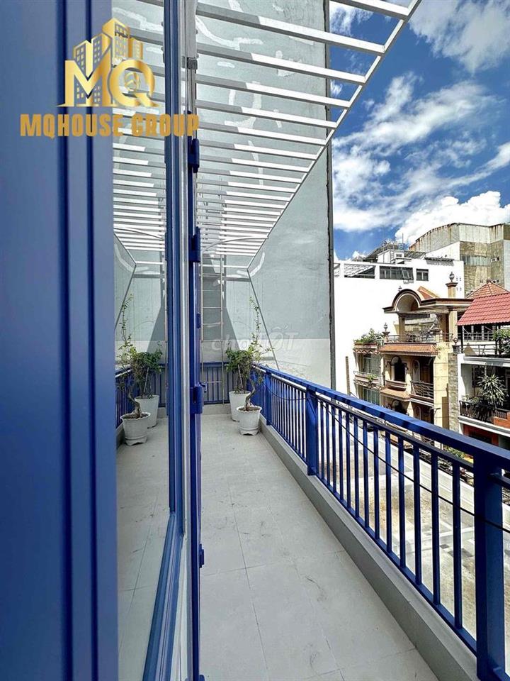 PENTHOUSE MỚI XÂY 80M² – 1PN | NGAY ETOWN CỘNG HÒA