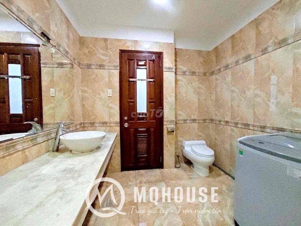 căn hộ 50m2 ngay tại khu bàu cát có thang máy - Bancol