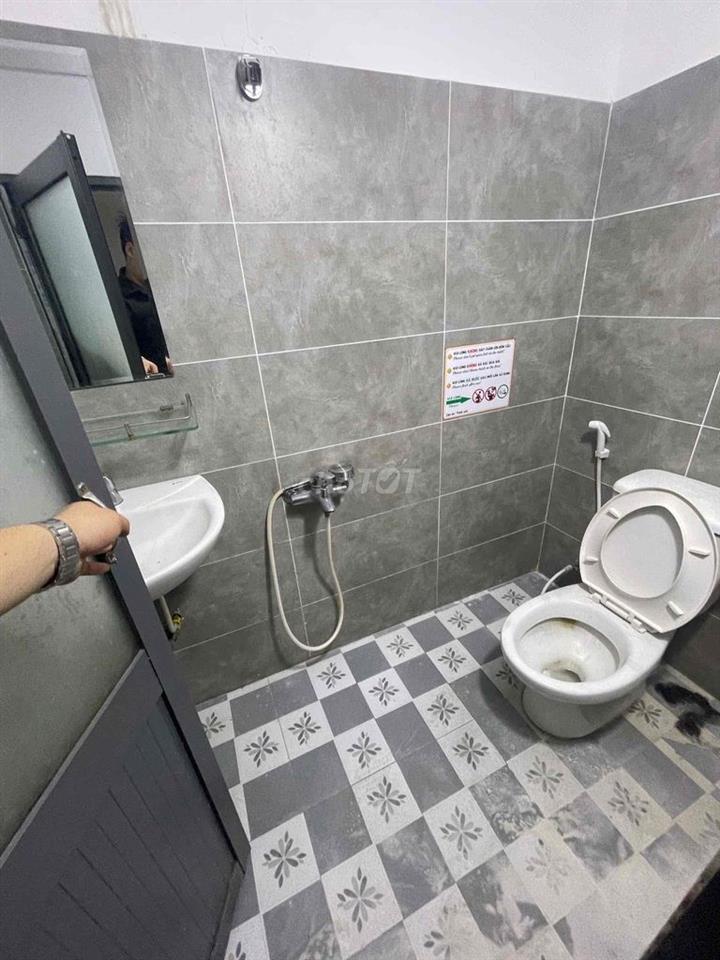 NHÀ 1 TRỆT 1 LẦU + Ở VÀ KD ĐỀU ĐƯỢC SÂN VƯỜN ĐẬU OTO