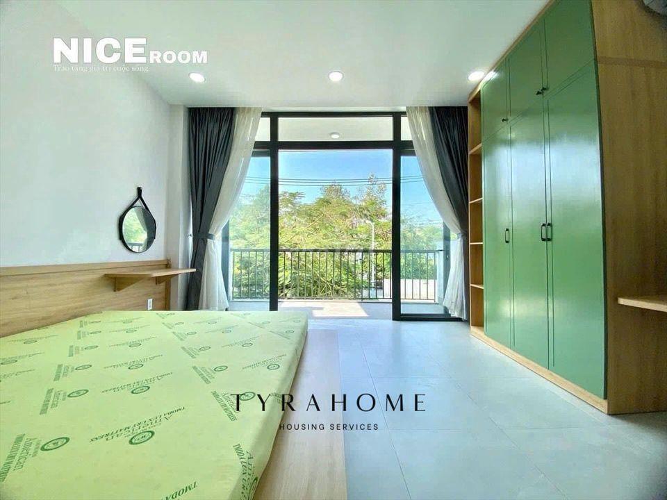 Ban công full nội thất ở XVNT tiện đi học HUTECH-UEF-GTVT-FTU Cơ sở II