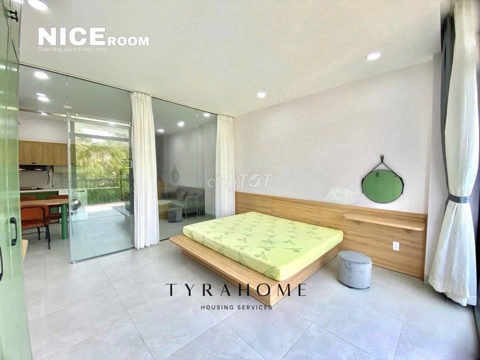Ban công full nội thất ở XVNT tiện đi học HUTECH-UEF-GTVT-FTU Cơ sở II