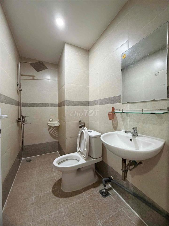 CHUNG CƯ 3 PHÒNG NGỦ _FULL NỘI THẤT_ SIÊU THOÁNG MÁT NGAY ETOWN