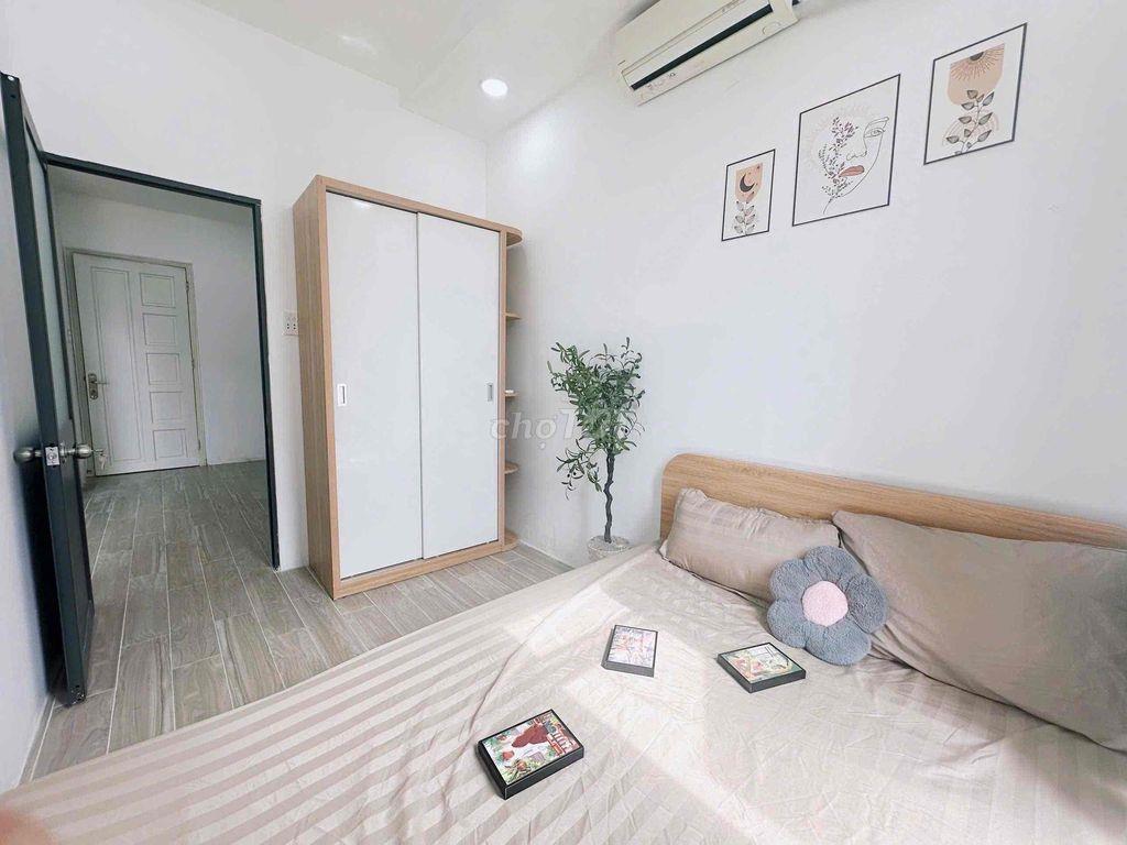 2PN BAN CÔNG FULL NỘI THẤT _SIÊU THOÁNG MÁT NGAY SÂN BAY