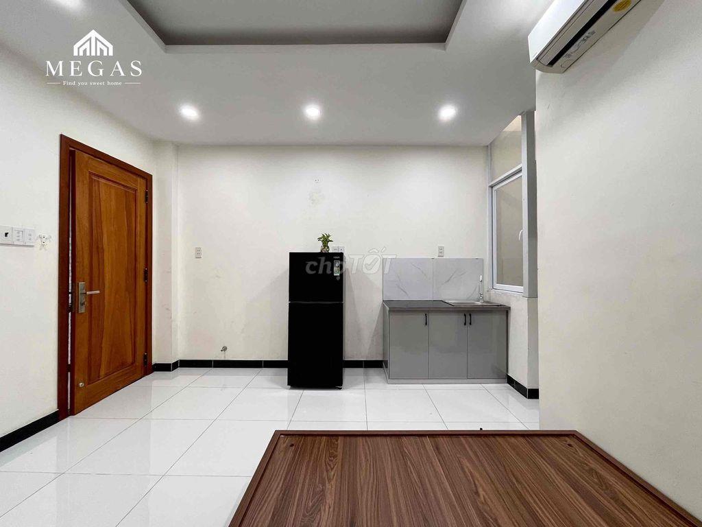 CĂN HỘ MỚI XÂY 30M2 _FULL NỘI THẤT THOÁNG MÁT NẰM NGAY ETOWN CỘNG HOÀ
