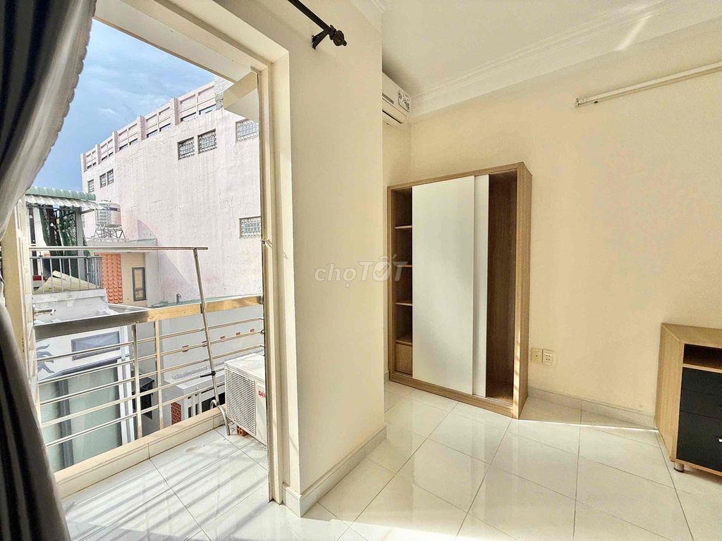 🐝 Căn Hộ Ban Công Tách Bếp-Full Nội Thất📍Gần Nguyễn Văn Trỗi