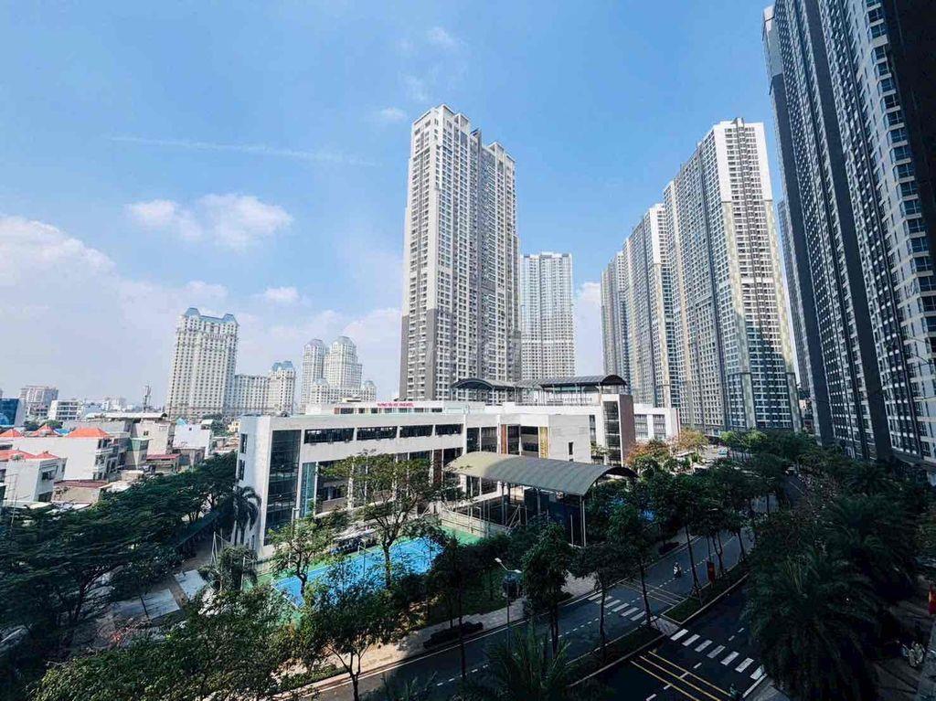 🏡 CHÍNH CHỦ CHO THUÊ – PARK 7 VINHOMES CENTRAL PARK  ✨ 2PN+ (có thể bố