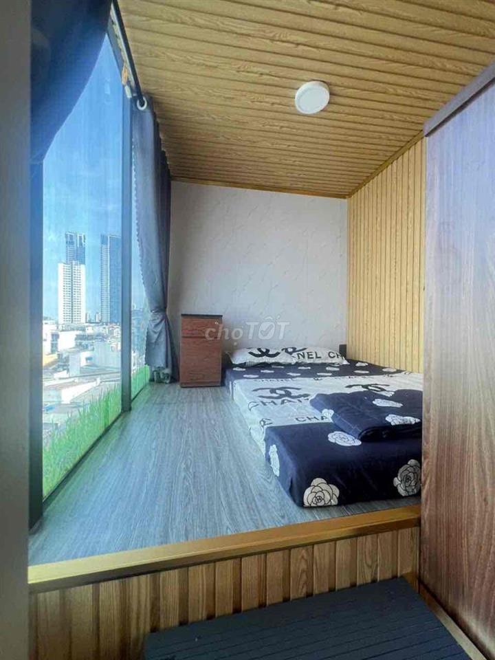 Chính Chủ Cho Thuê Penhouse Lầu 6 2pn 2wc Thang Máy Ful NT Lmark 81 Gi