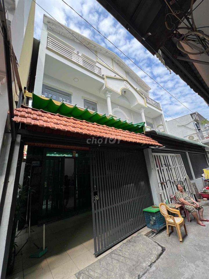 Chính Chủ Bán Nhà Hẻm Q.BT Gần Tên Lửa 124,2m Giá 5,4 Tỷ 12,5x9 8pn LH