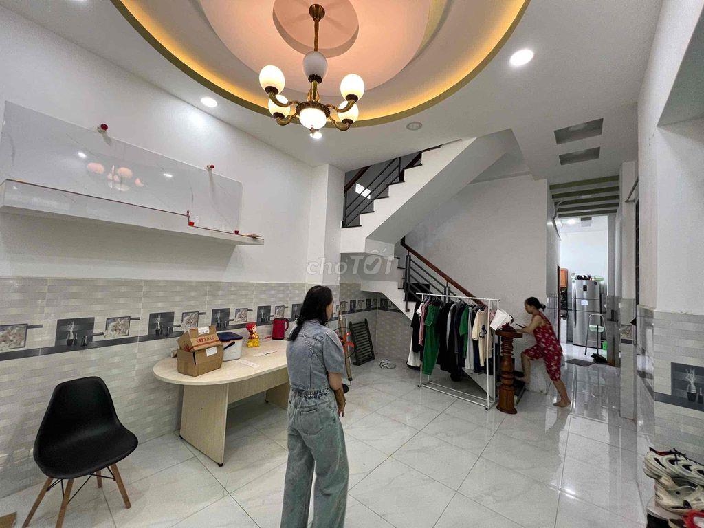 Chính Chủ Bán Nhà Hẻm Q.BT Gần Tên Lửa 124,2m Giá 5,4 Tỷ 12,5x9 8pn LH