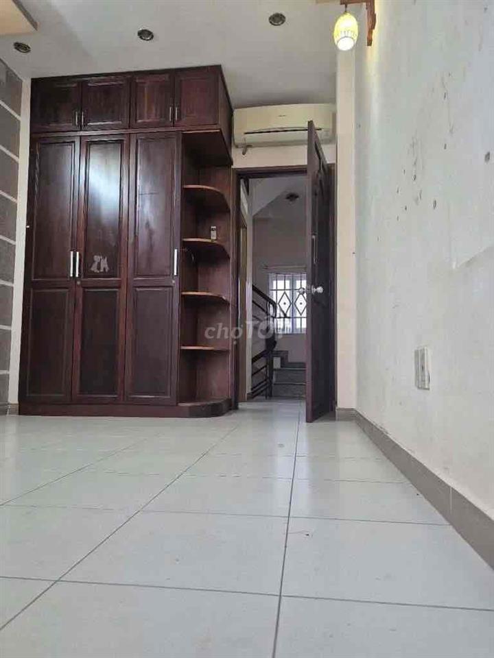 HXH Võ Văn Kiệt, Phường Cầu Kho, Quận 1 Diện tích: 3x10m Kết cấu