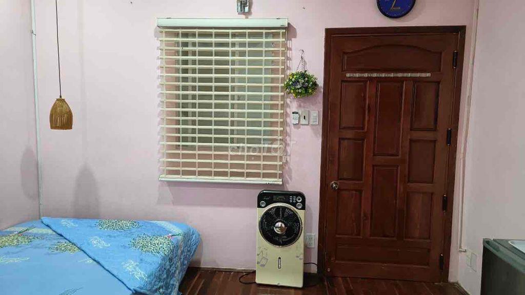 Nhà Võ Thị Sáu Ở Giá 25tr 5pn 5wc Làm VP Ok Ạ Chính Chủ LH Mình Nha