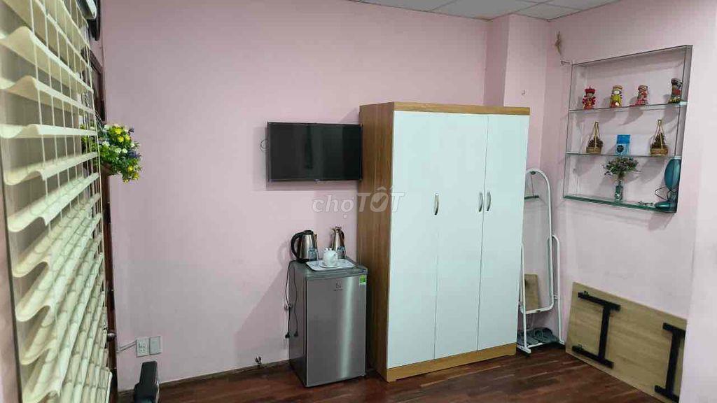 Nhà Võ Thị Sáu Ở Giá 25tr 5pn 5wc Làm VP Ok Ạ Chính Chủ LH Mình Nha